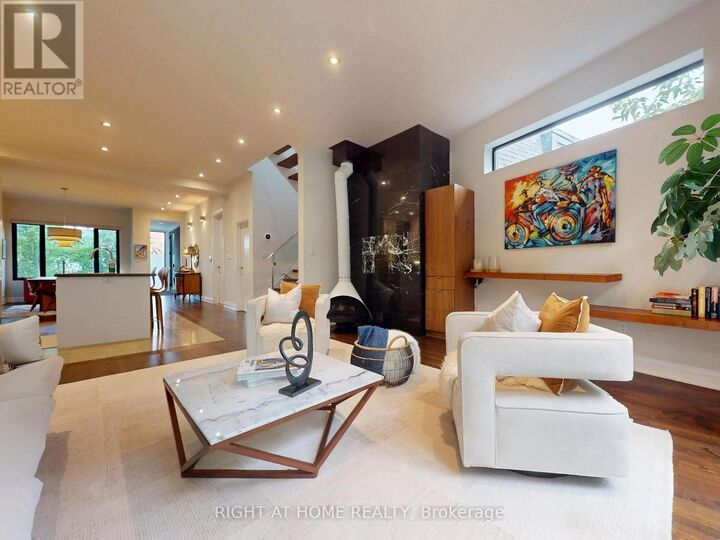 Property Photo:  386 Rosewell Avenue  ON M4R 2B4 