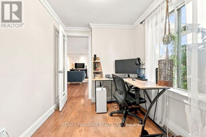 Property Photo:  397 Trafalgar Road  ON K8A 5B3 