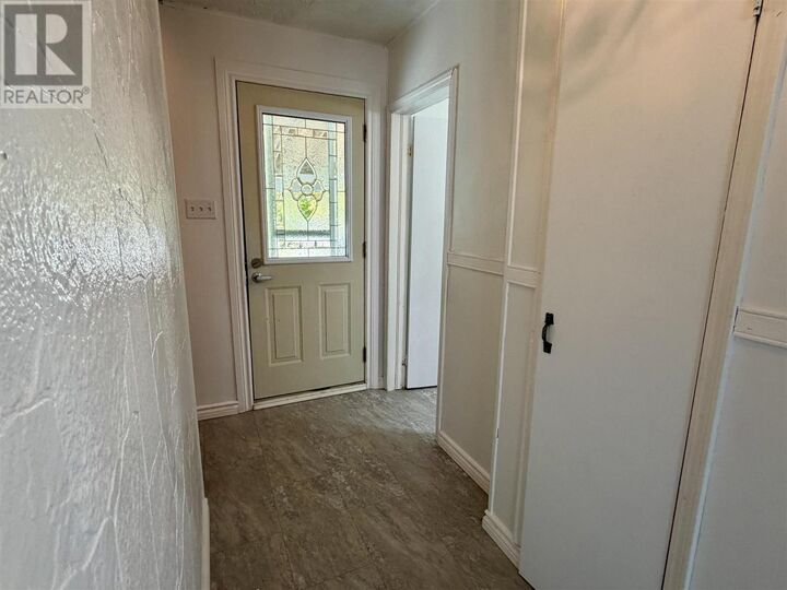 Property Photo: 135 Dieppe Ave ON P5A 1H6