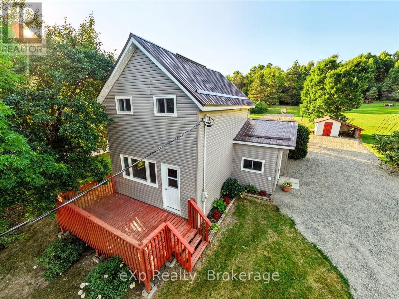 Property Photo:  75 Walford Road  ON P0P 2E0 