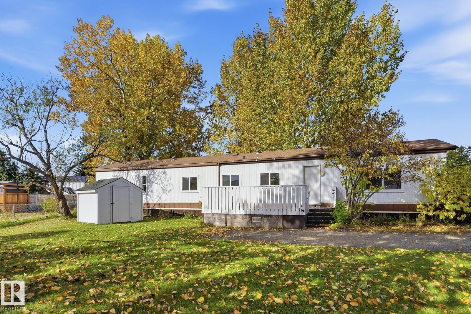 Property Photo: 119 Parkland Acres AB T4L 1S8