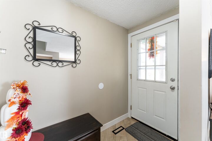 Property Photo: 6007 37 Avenue NW AB T6L 1V3