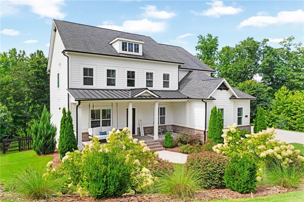 Property Photo:  16270 Grand Litchfield Drive  GA 30075 