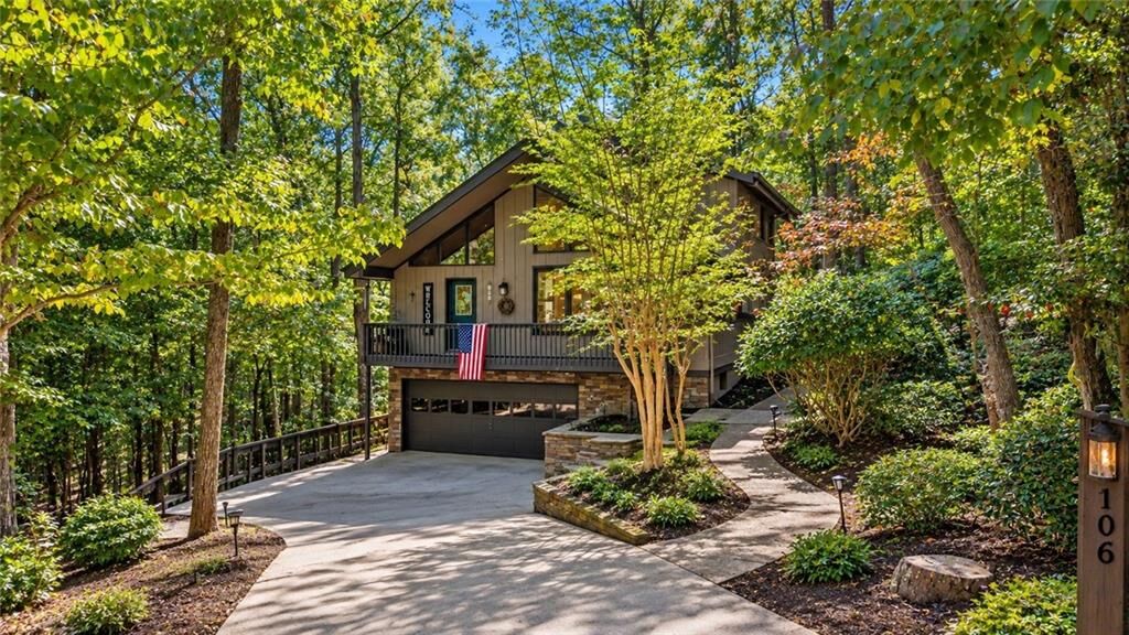 Property Photo: 106 Banyon Court GA 30183