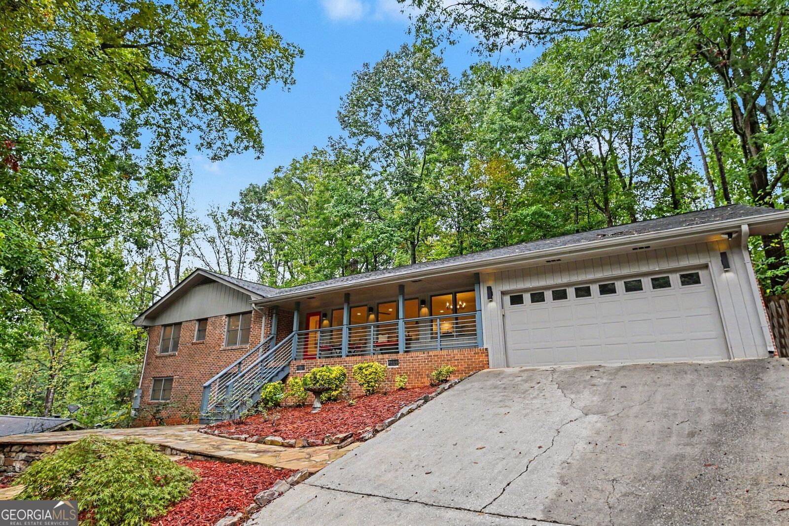 Property Photo:  2501 Midvale Court  GA 30084 