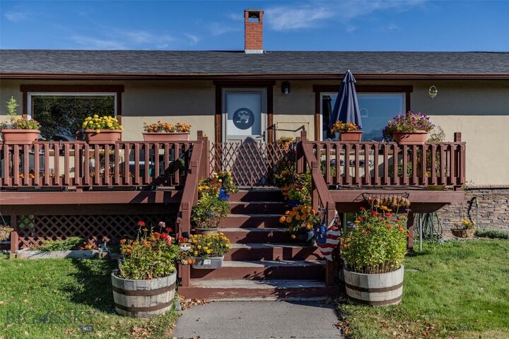 Property Photo:  414 Garnier Avenue  MT 59047 