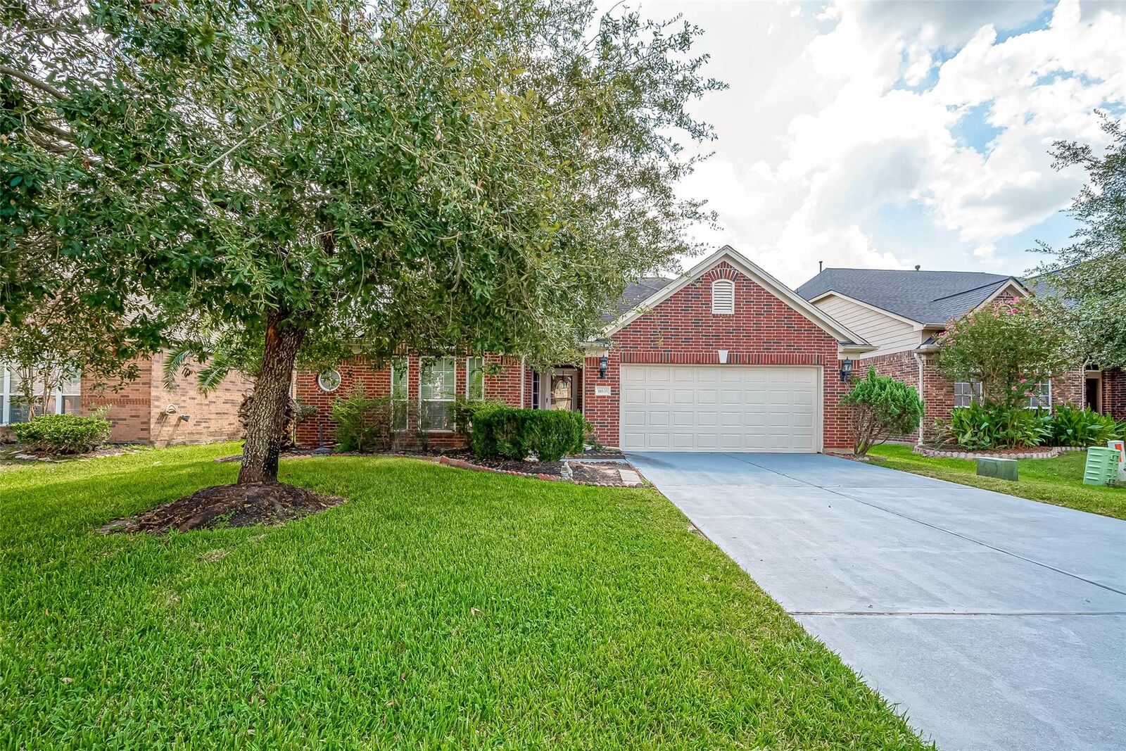 Property Photo:  18635 Cypress Lake Village Drive  TX 77429 
