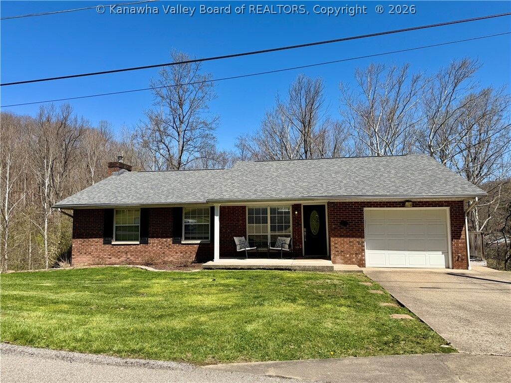 Property Photo:  218 Pine Circle  WV 25064 