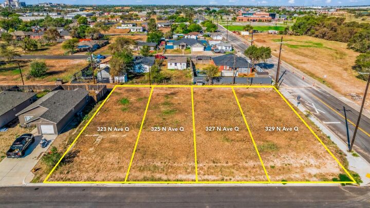 Property Photo:  325 N Avenue Q  TX 79415 