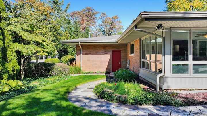 Property Photo:  2200 Groveland Road  MI 48706 