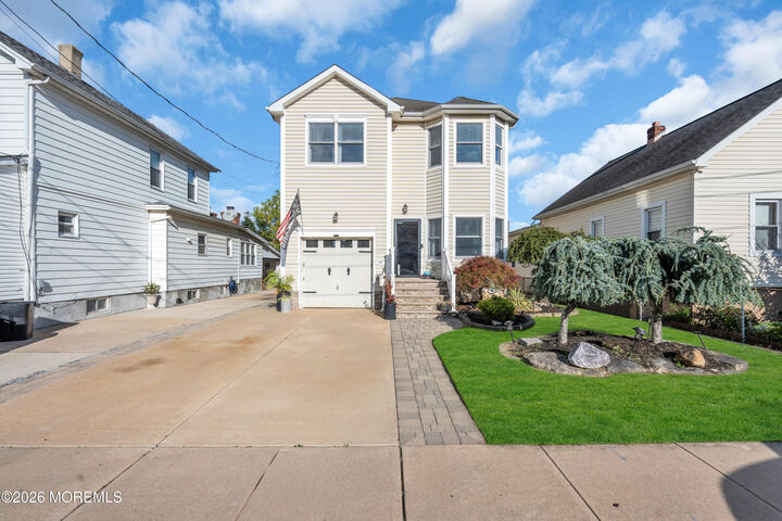 Property Photo:  17 Center Street  NJ 08882 
