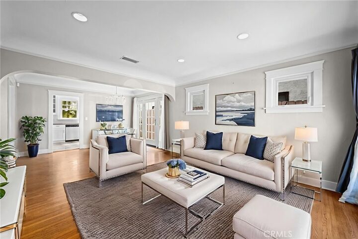 Property Photo:  178 Corona Avenue  CA 90803 