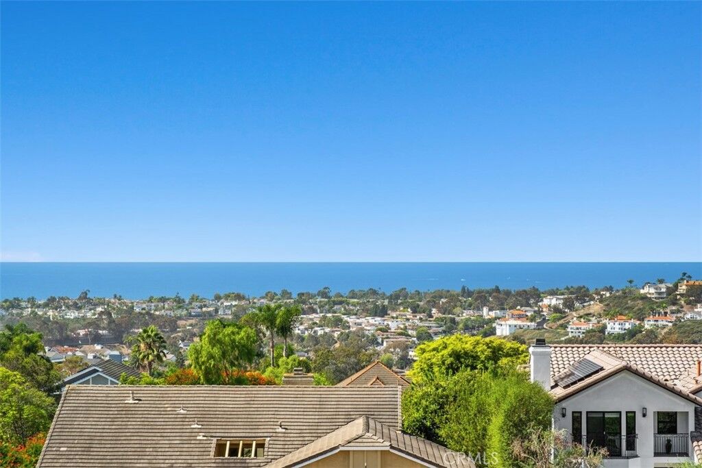 Property Photo:  2850 Calle Esteban  CA 92673 