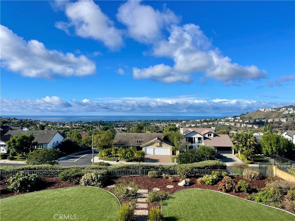 Property Photo: 2850 Calle Esteban CA 92673