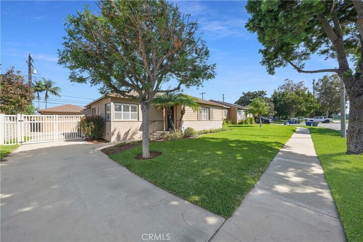 Property Photo:  8469 Calendula Drive  CA 90620 
