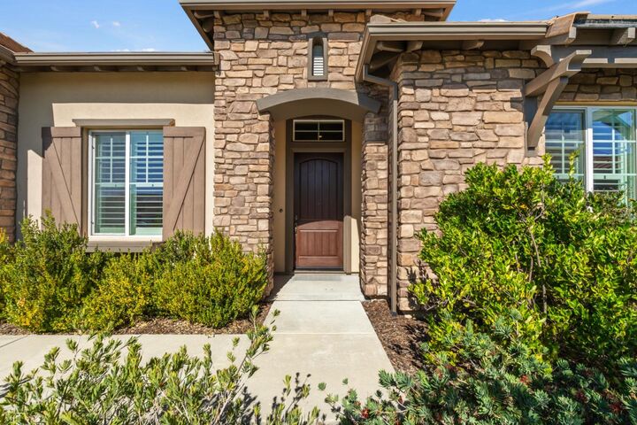 Property Photo: 239 Candlewood Court CA 95762