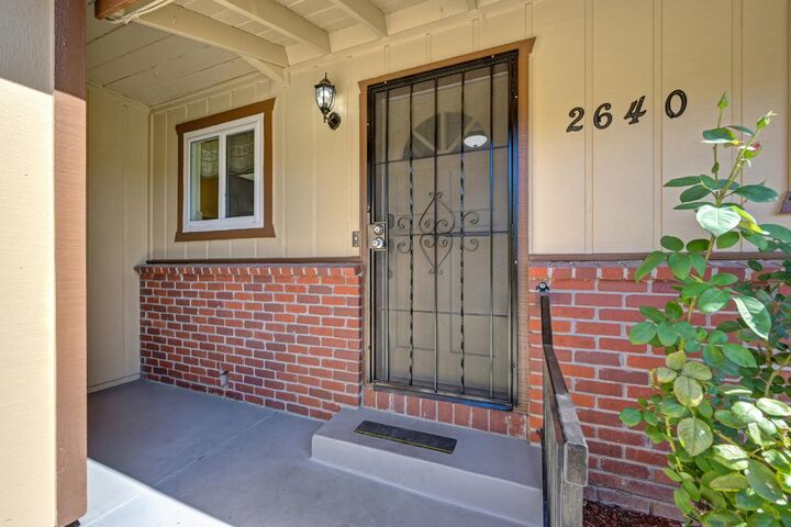 Property Photo: 2640 Los Feliz Way CA 95608
