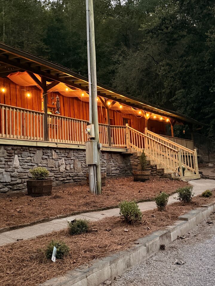 Property Photo:  150 Amons Ln  TN 37083 
