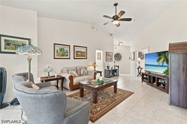 Property Photo: 73 Silver Oaks Circle 10201 FL 34119