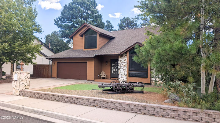 Property Photo: 2655 E Matterhorn Drive AZ 86004