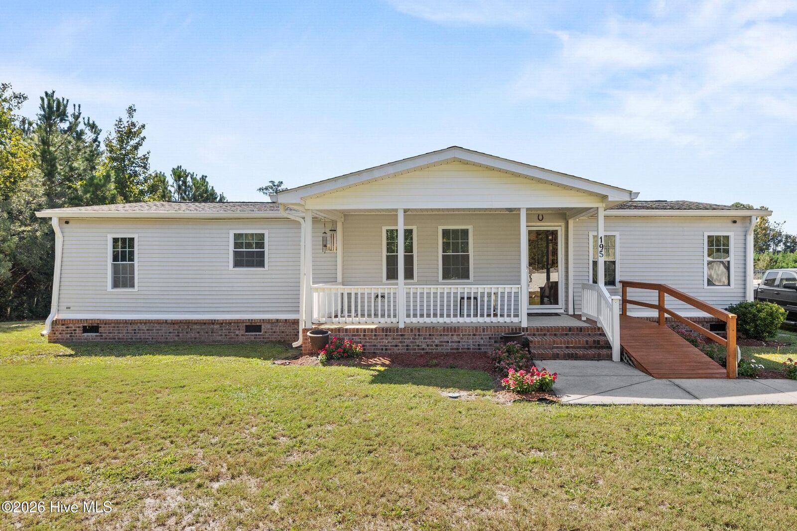 Property Photo: 195 Calabash Road NW NC 28467