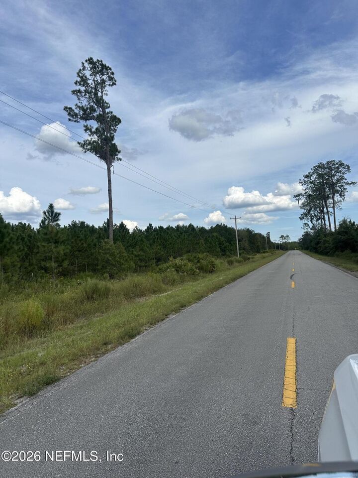 Property Photo:  Lot 16 E Hillsborough Avenue  FL 32140 
