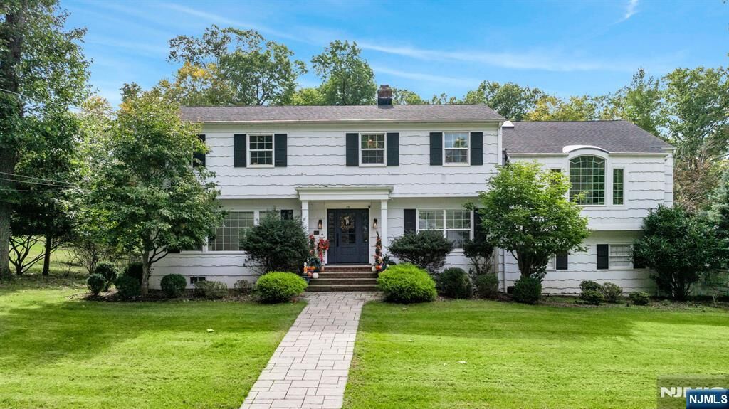 Property Photo:  29 Dearborn Drive  NJ 07675 