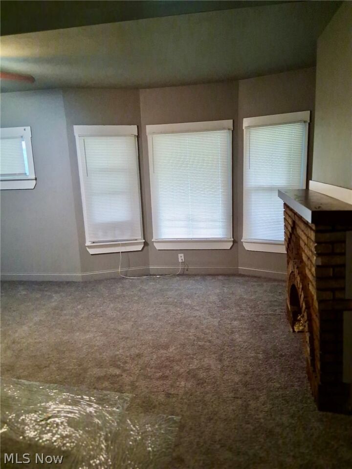 Property Photo:  9123 Kempton Avenue  OH 44108 