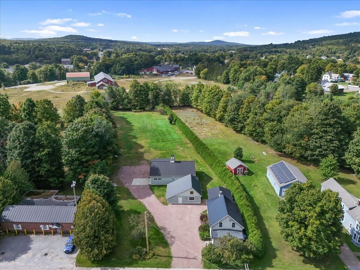 Property Photo:  22 Park Street  VT 05489 