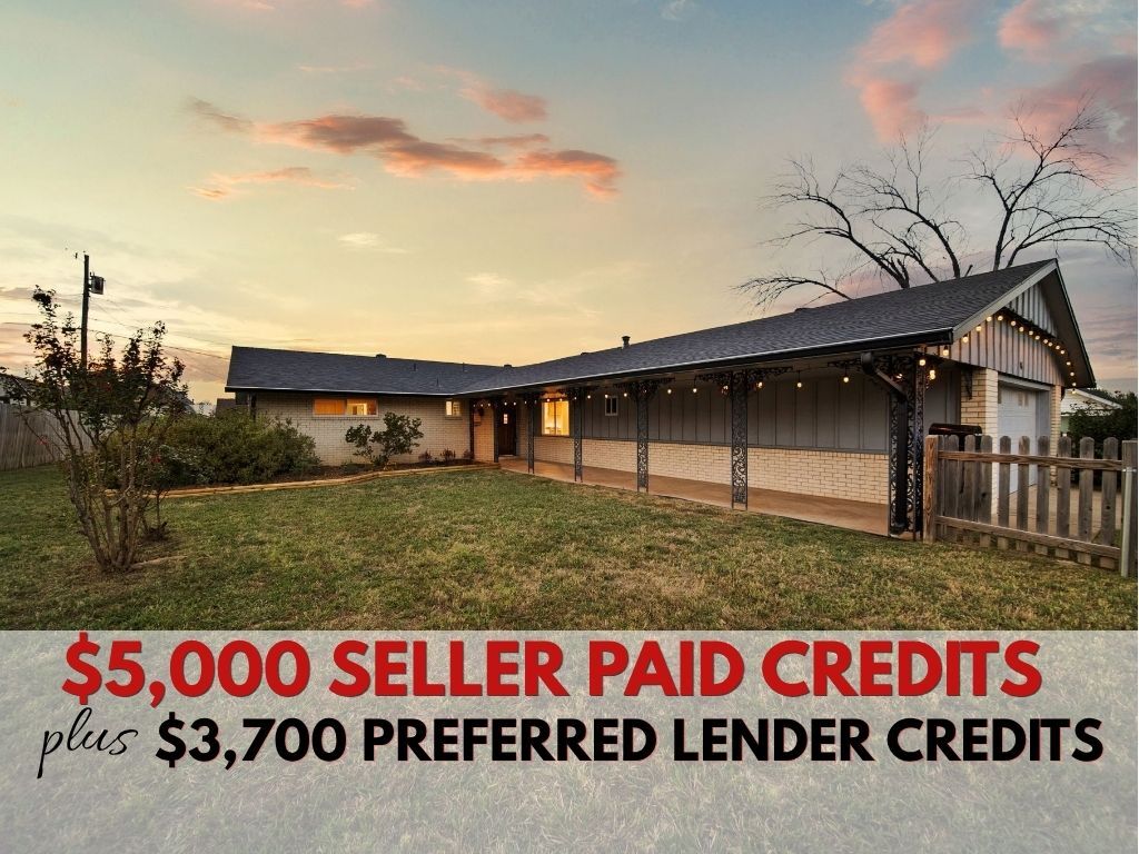Property Photo:  916 S 16th Street  AR 72758 