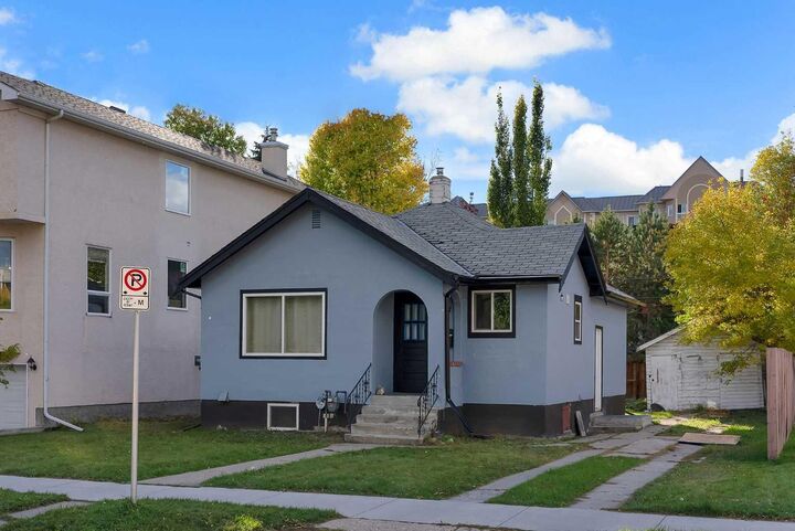 Property Photo:  1507 1 Street NE  AB T2E 3B7 
