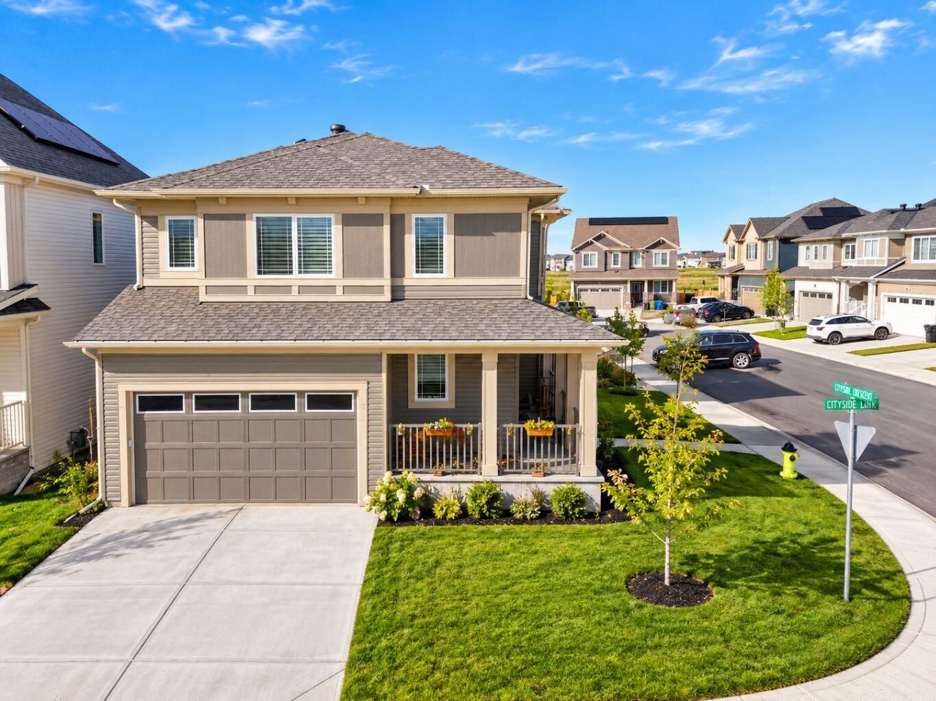 Property Photo:  128 Cityside Crescent NE  AB T3N 2N3 