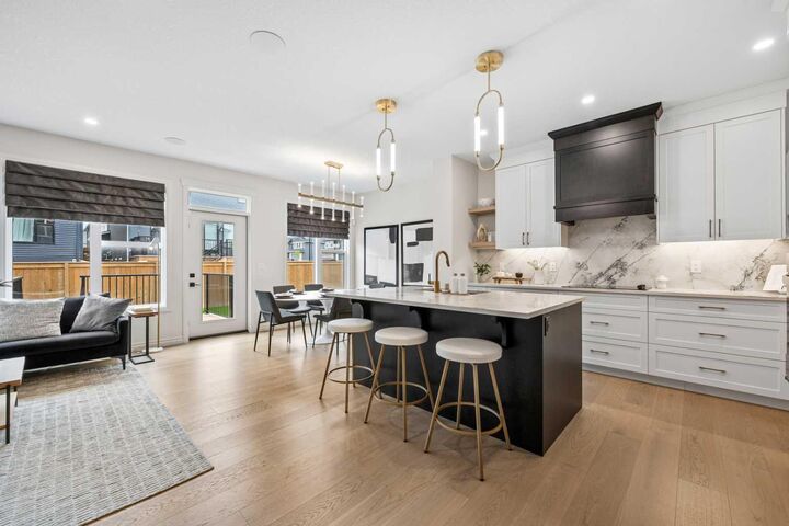 Property Photo:  177 Mitchell Road NW  AB T3R 2G8 