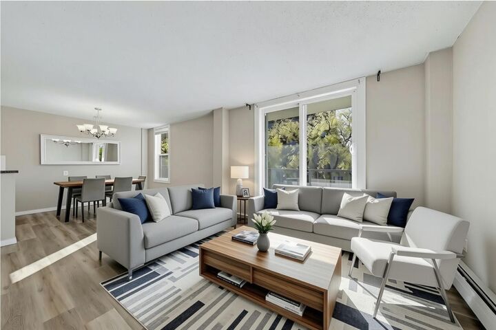 Property Photo:  1328 13 Avenue SW 302  AB T3C 0T3 
