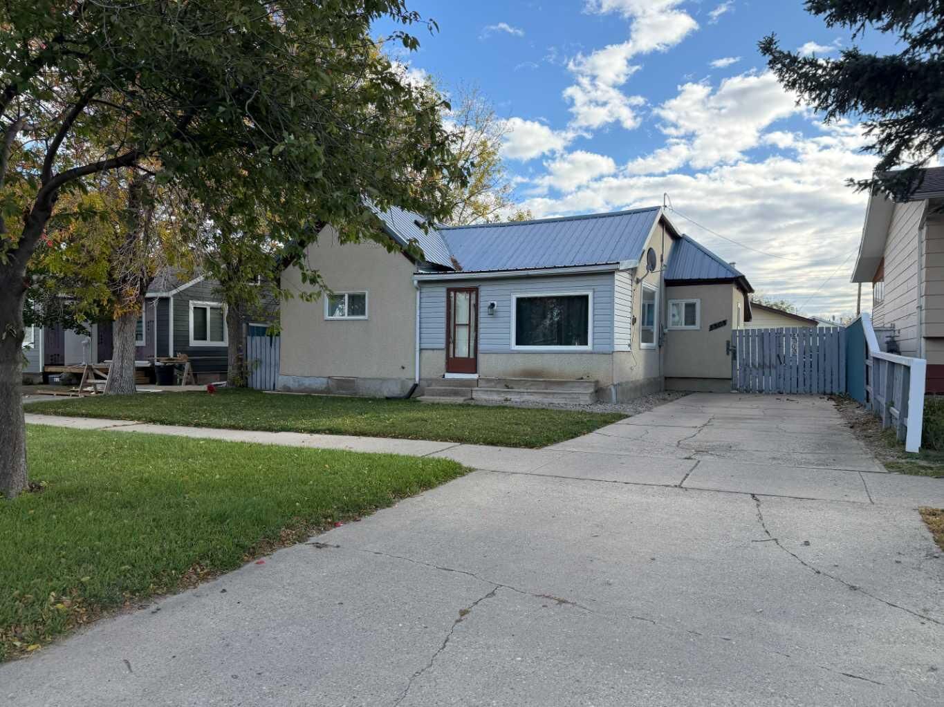 Property Photo:  5303 55 Street  AB T1G 1L9 