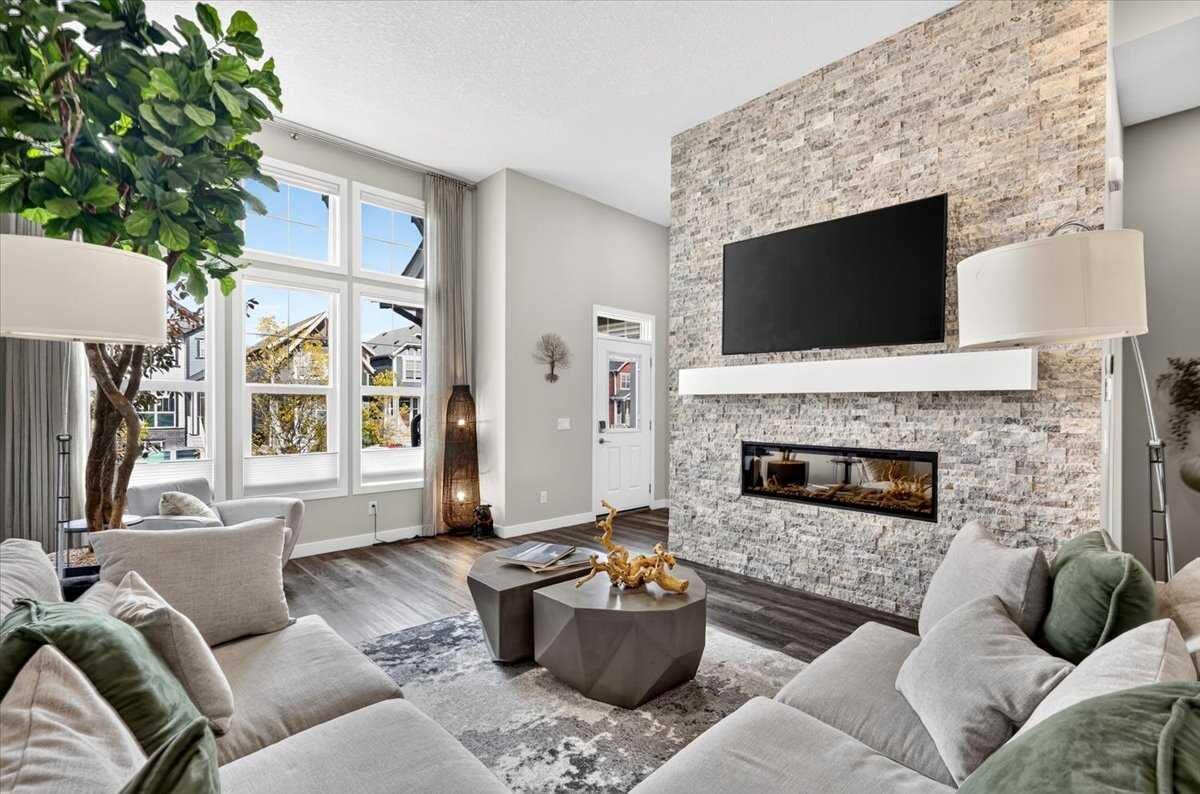 Property Photo:  349 Masters Road SE  AB T3M 2B6 
