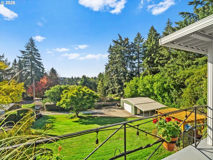 Property Photo:  4610 NE 22nd Ave  WA 98663 