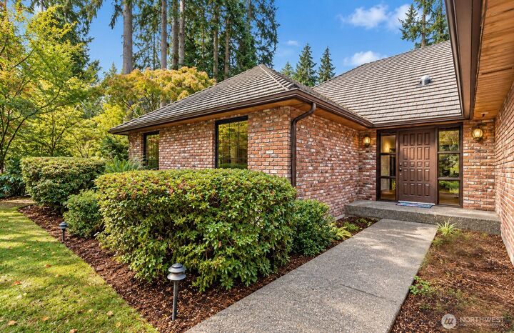 Property Photo: 14216 26th Court SE WA 98012