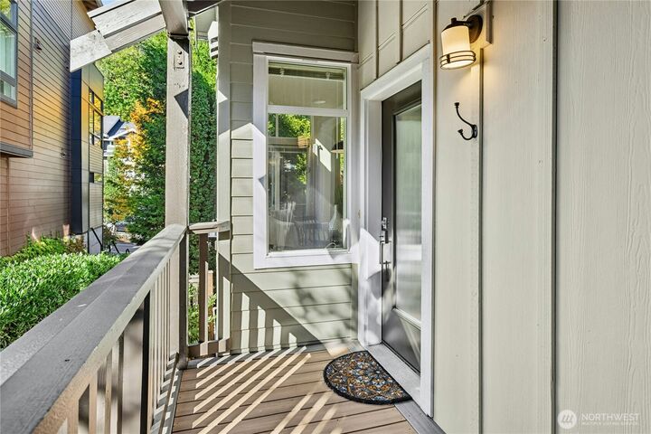 Property Photo: 178 Cougar Ridge Road NW 2301 WA 98027