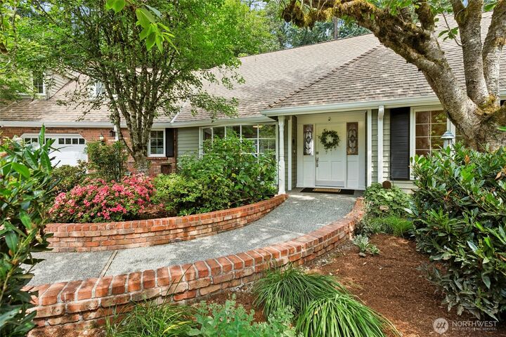 Property Photo:  14330  172nd Avenue NE  WA 98052 