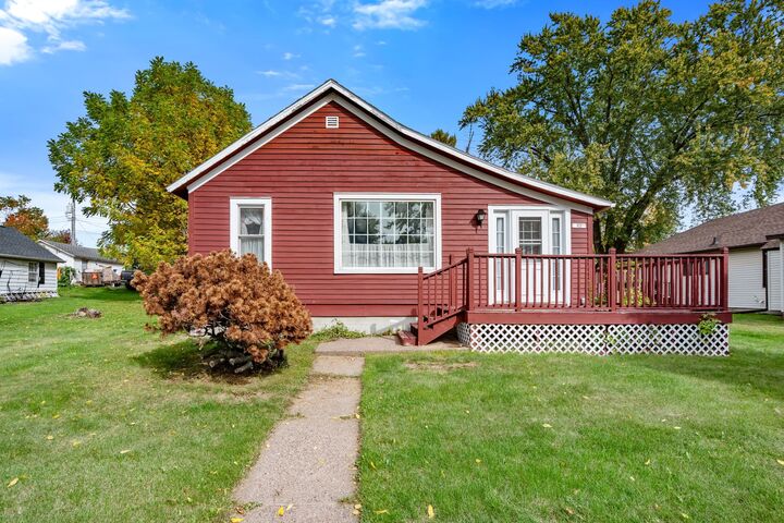 Property Photo:  113 7th Avenue  WI 54871 