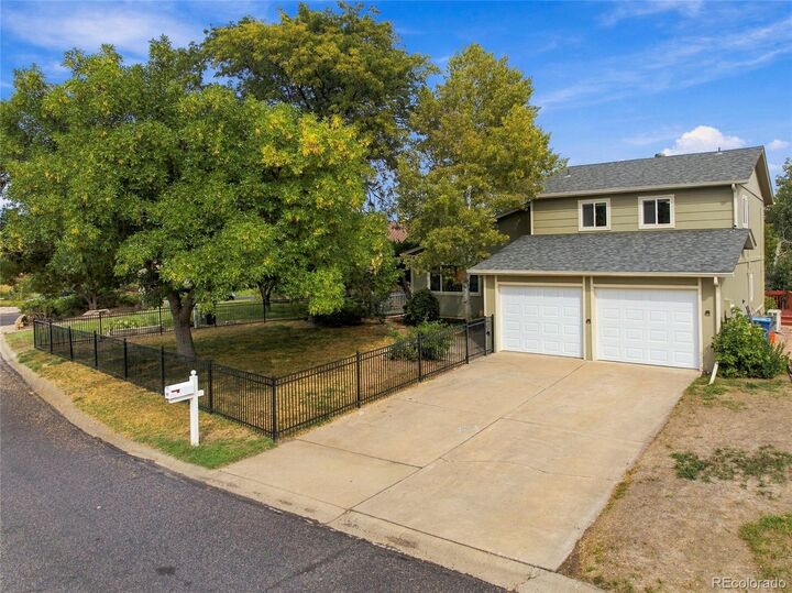 Property Photo:  401 Orilla Del Lago  CO 80524 