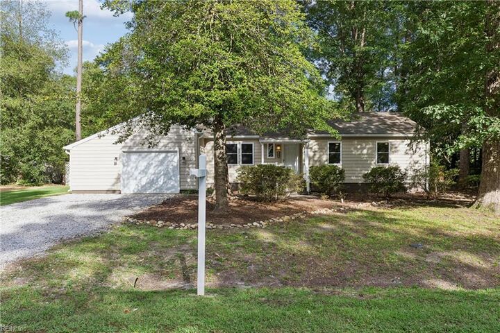 Property Photo:  205 Wharf Row  VA 23692 