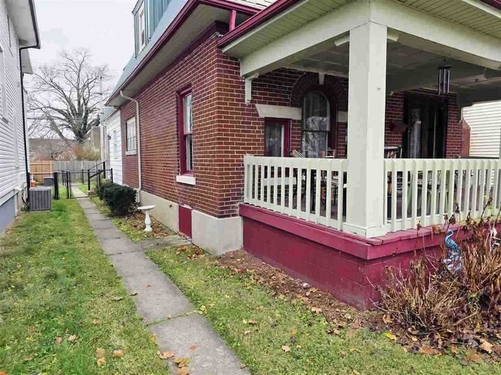 Property Photo: 323 W Main Street IN 47374