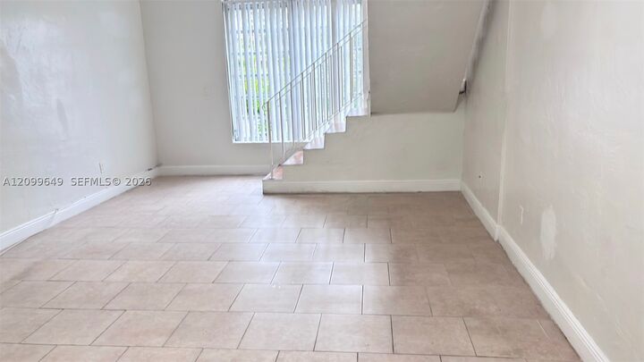 Property Photo:  10905 N Kendall Dr 406  FL 33176 