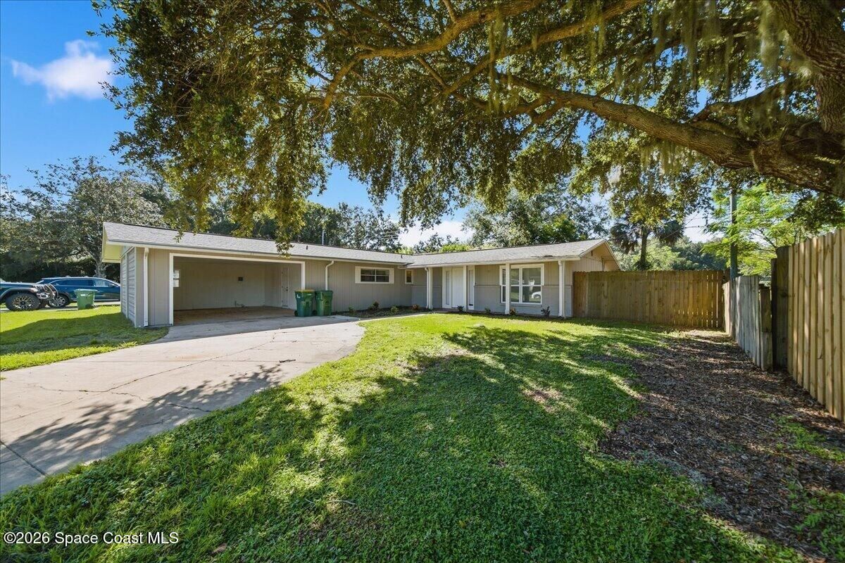 Property Photo:  3613 Sunny Drive  FL 32754 
