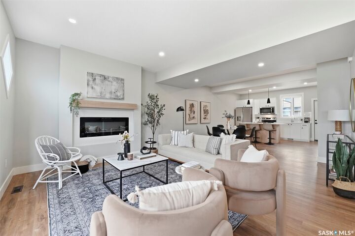 Property Photo:  3220 11th Street W 129  SK S7M 5M4 