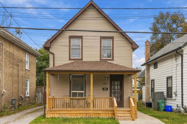 Property Photo:  461 Murray Street  ON K9H 2T7 