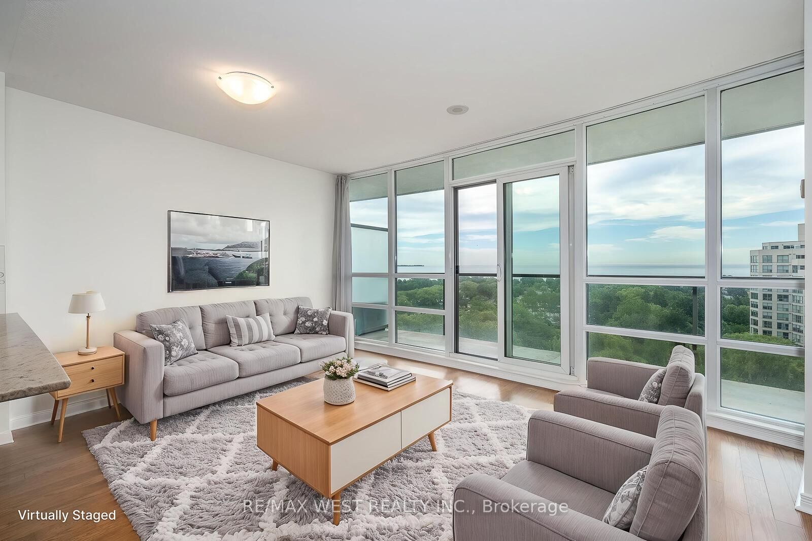 Property Photo:  2240 Lake Shore Boulevard W 908  ON M8V 0B1 