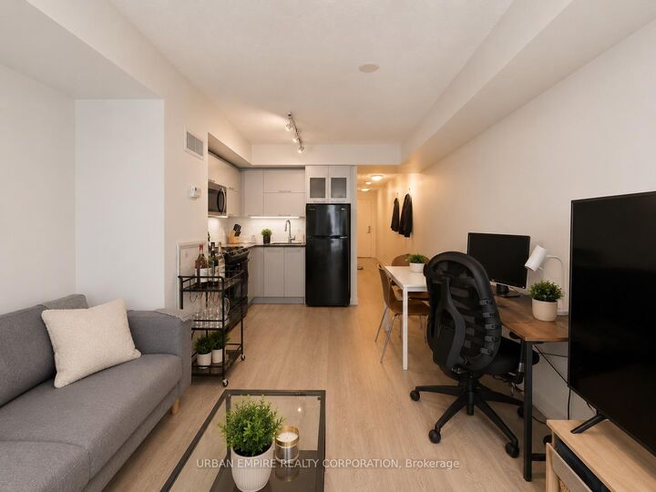 Property Photo:  126 Simcoe Street 408  ON M5H 4E6 